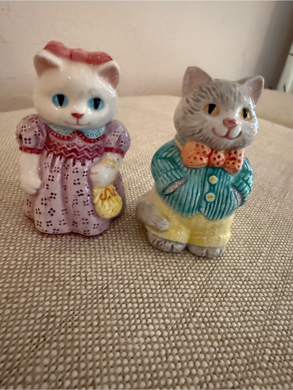 Avon Country Purr-Fection, Cat Salt & Pepper Shakers 1992